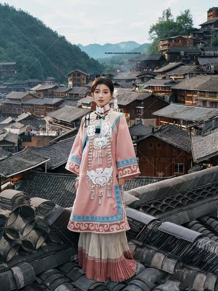 Ethnic Fashion Studio - Розовая одежда в этническом стиле для
